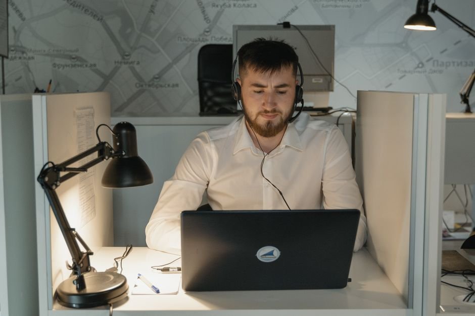 Setting up a chatbot for customer questions