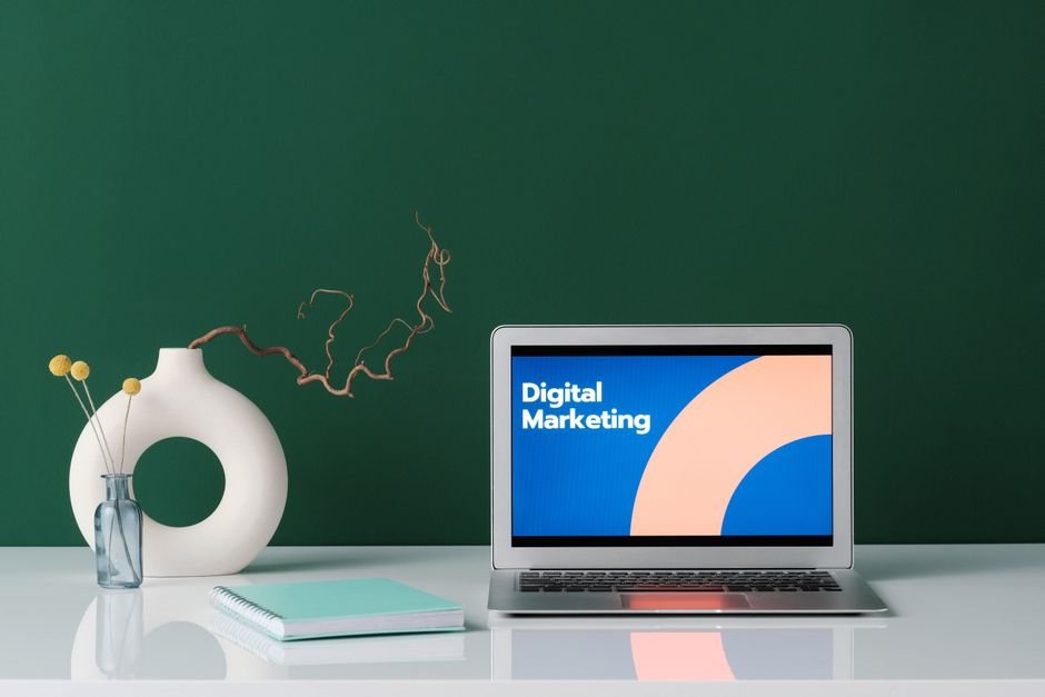 15+ Free Marketing Tools for Small Business (2026)