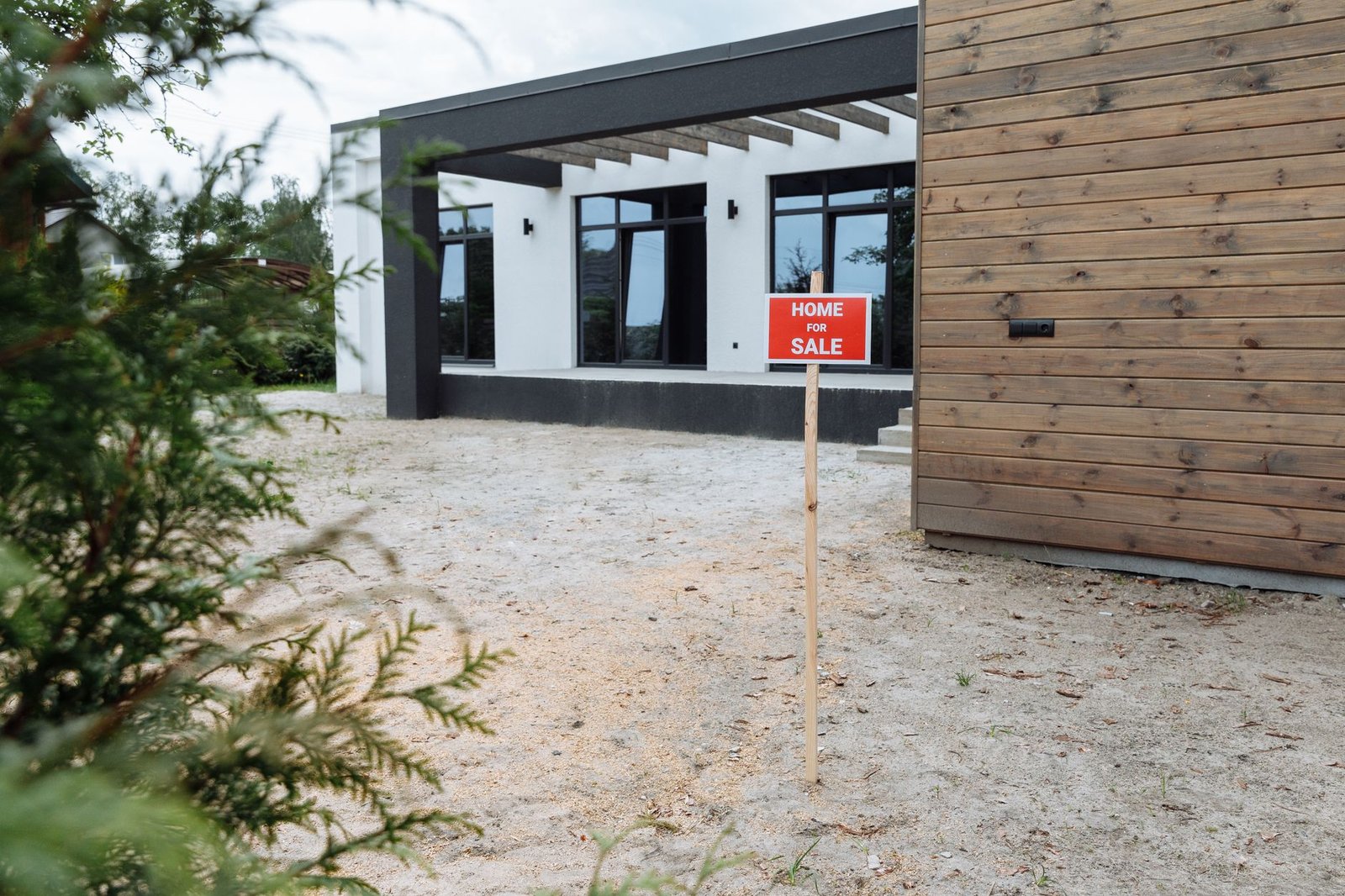 modern house exterior for sale